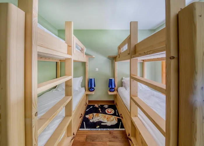 Fireplace Bbq Close To Lift Champéry