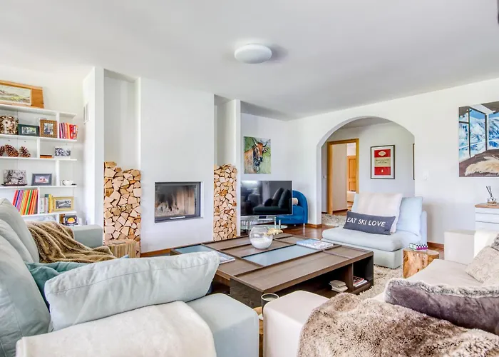 Fireplace Bbq Close To Lift Apartamento
